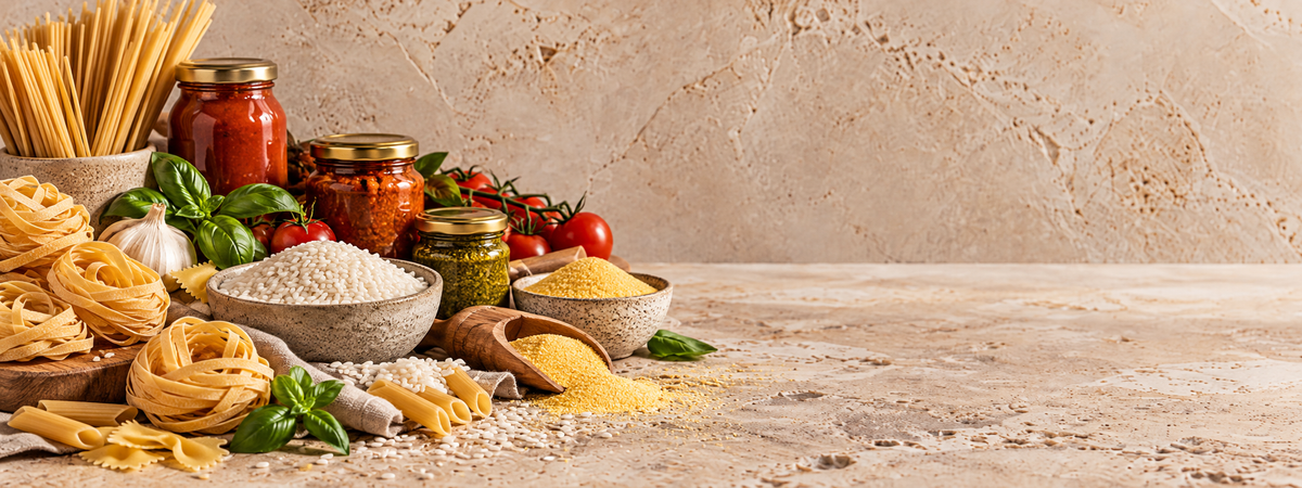 Dispensa: pasta, riso, olio e miele