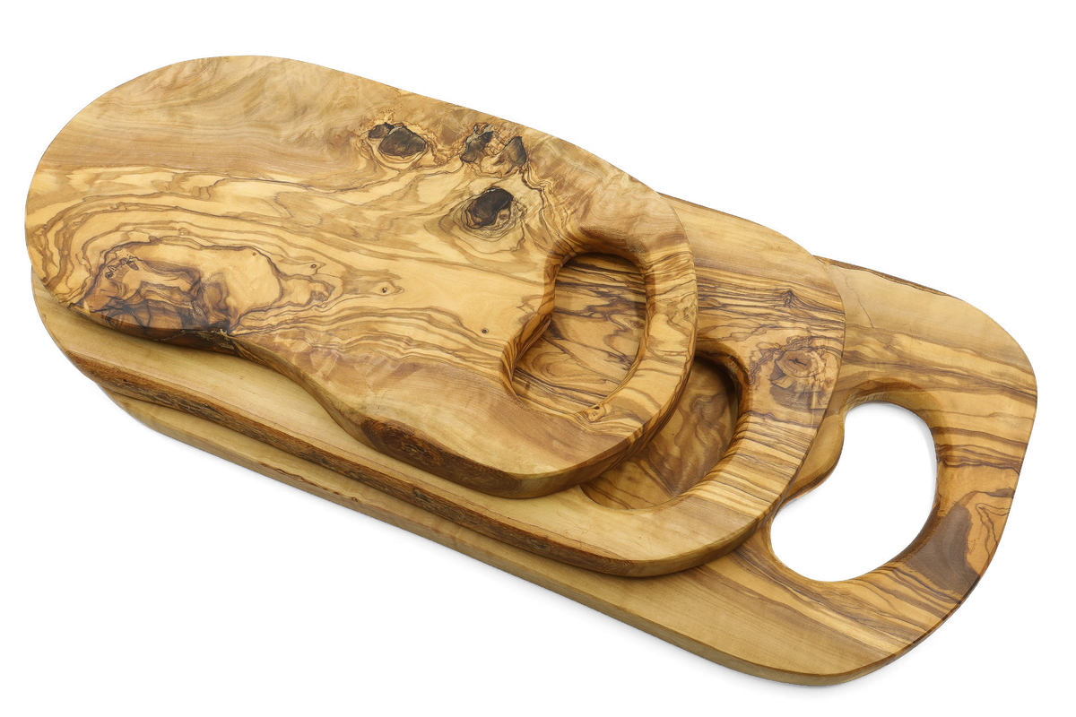 Tagliere dalla forma organica in legno d'ulivo con impugnatura – foto 6
