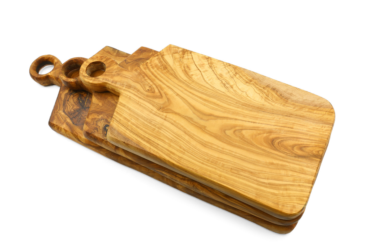 Tagliere rettangolare in legno d'ulivo con manico ad anello